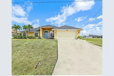 923 SW 28th Ter, Cape Coral, FL 33914 - Photo 2