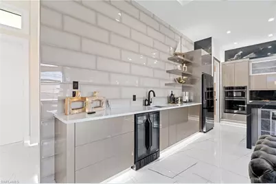 1636 NW 39th Ave, Cape Coral, FL 33993 - Photo 8