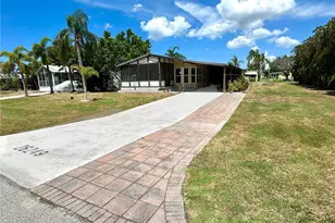 26249 Squire Ln, Bonita Springs, FL 34135 - Photo 4