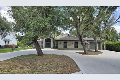 7311 Sean Ln, North Fort Myers, FL 33917 - Photo 1