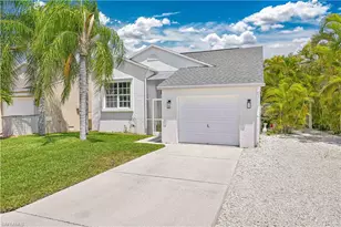 6088 Waterway Bay Dr, Fort Myers, FL 33908 - Photo 2