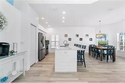 7112 Falcons Glen Blvd, Naples, FL 34113 - Photo 10