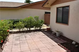 6487 Royal Woods Dr, Fort Myers, FL 33908 - Photo 2