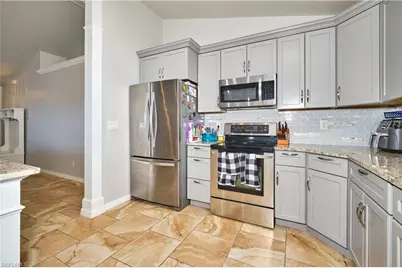 1826 NE 17th Pl, Cape Coral, FL 33909 - Photo 18