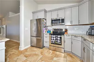 1826 NE 17th Pl, Cape Coral, FL 33909 - Photo 18