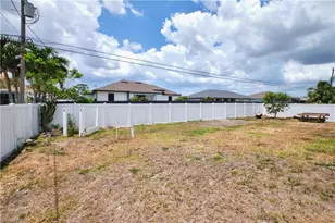 1826 NE 17th Pl, Cape Coral, FL 33909 - Photo 44