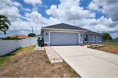 1826 NE 17th Pl, Cape Coral, FL 33909 - Photo 42