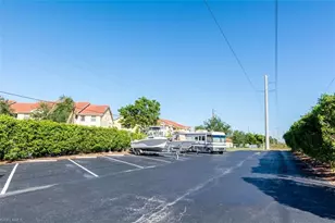 4635 St Croix Ln, Naples, FL 34109 - Photo 40