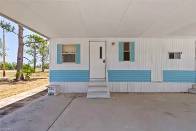 242 Caravan Cir, North Fort Myers, FL 33903 - Photo 4