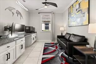 14672 Edgewater Cir, Naples, FL 34114 - Photo 12