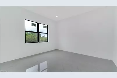 827 Frederick Reid St E, Lehigh Acres, FL 33974 - Photo 8