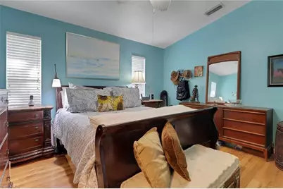 120 4th St NE, Naples, FL 34120 - Photo 20