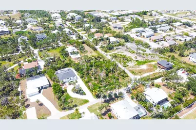 13451 Almond Dr, Fort Myers, FL 33908 - Photo 6