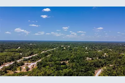 Hampshire Cir, North Port, FL 34236 - Photo 2