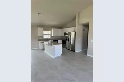 4334 SW 9th Pl, Cape Coral, FL 33914 - Photo 6