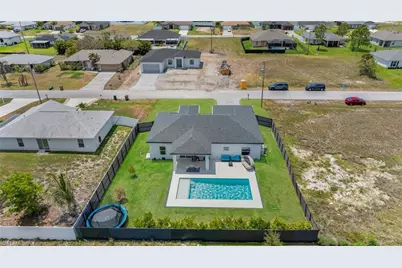 405 NW 10th St, Cape Coral, FL 33993 - Photo 6