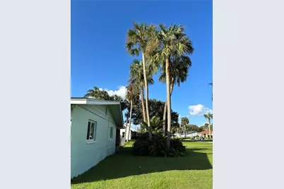 16991 Carolyn Ln, North Fort Myers, FL 33917 - Photo 4