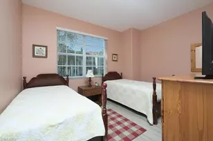 4873 Hampshire Ct, Naples, FL 34112 - Photo 14