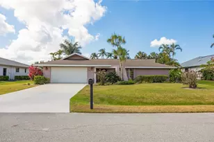 2232 Longboat Dr, Naples, FL 34104 - Photo 24