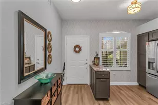 350 Newport Dr, Naples, FL 34114 - Photo 4