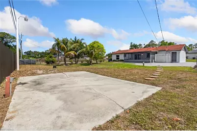 4700 3rd St W, Lehigh Acres, FL 33971 - Photo 22