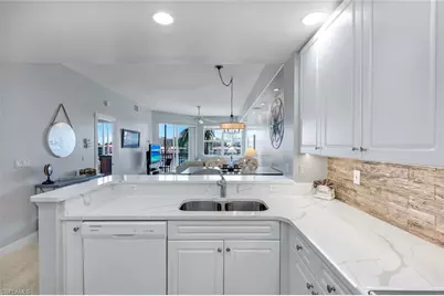 2090 Matecumbe Key Rd #1404, Punta Gorda, FL 33955 - Photo 12