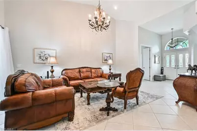 6545 Chestnut Cir, Naples, FL 34109 - Photo 6