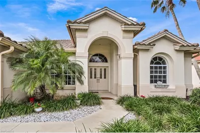 6545 Chestnut Cir, Naples, FL 34109 - Photo 4