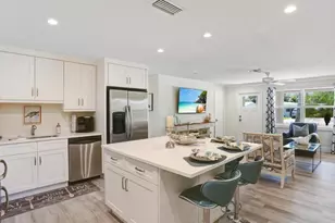 1279 10th Ave N, Naples, FL 34102 - Photo 10