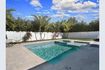 1279 10th Ave N, Naples, FL 34102 - Photo 1