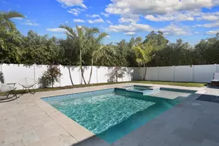 1279 10th Ave N, Naples, FL 34102 - Photo 1