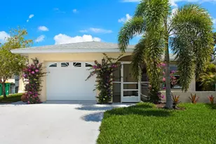625 97th Ave N, Naples, FL 34108 - Photo 2