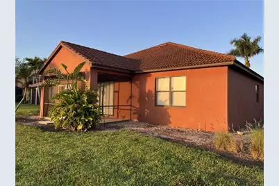 12454 Country Day Cir, Fort Myers, FL 33913 - Photo 4