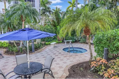 460 Launch Cir #301, Naples, FL 34108 - Photo 24
