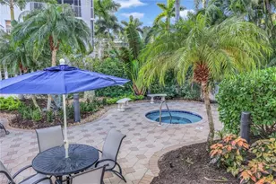 460 Launch Cir, Naples, FL 34108 - Photo 24