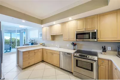 325 Dunes Blvd #406, Naples, FL 34110 - Photo 6
