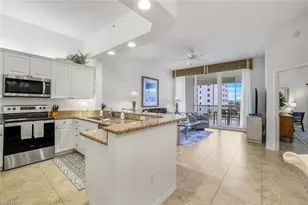 470 Launch Cir, Naples, FL 34108 - Photo 8