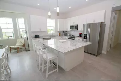 163 Indies Dr E #106, Naples, FL 34114 - Photo 6