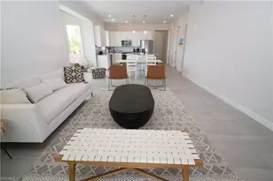 163 Indies Dr E, Naples, FL 34114 - Photo 16