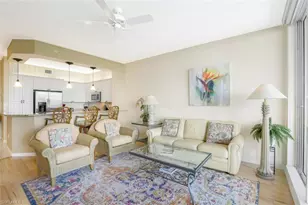 460 Launch Cir, Naples, FL 34108 - Photo 4