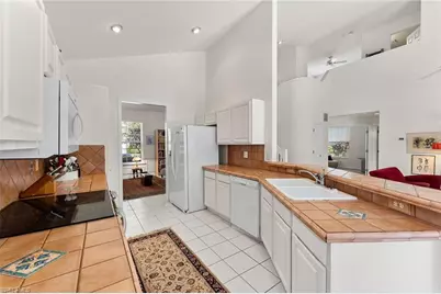 8824 Ventura Way, Naples, FL 34109 - Photo 8