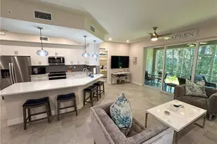 250 Indies Dr, Naples, FL 34114 - Photo 4