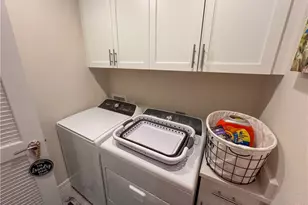 250 Indies Dr, Naples, FL 34114 - Photo 28