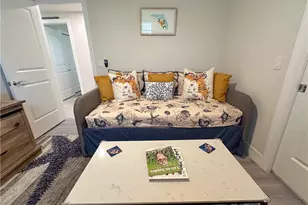 250 Indies Dr, Naples, FL 34114 - Photo 24