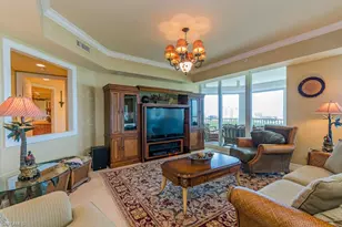 295 Grande Way, Naples, FL 34110 - Photo 2