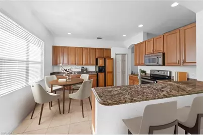 14439 Manchester Dr, Naples, FL 34114 - Photo 8