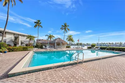 2800 Gulf Shore Blvd N #304, Naples, FL 34103 - Photo 32