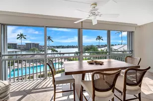 2800 Gulf Shore Blvd N, Naples, FL 34103 - Photo 16