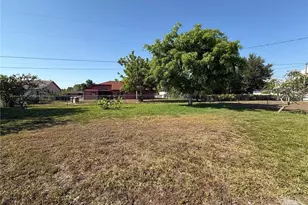 1219 SE 25th Terrace, Cape Coral, FL 33904 - Photo 24