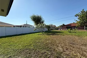 1219 SE 25th Terrace, Cape Coral, FL 33904 - Photo 28